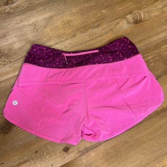 Lululemon Speed Short Pink Paradise / Paradise Geo Regal Plum Multi Size 2 - Picture 5 of 9